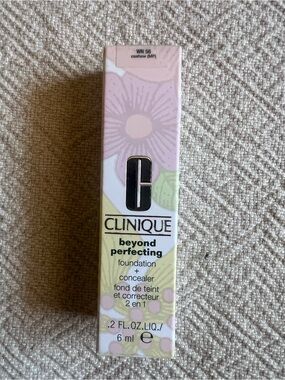 Clinique Beyond Perfecting foundation+ concealer WN56 Cashew